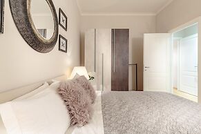 Casa Betta in Lucca With 2 Bedrooms and 2 Bathrooms