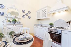 Casa Vera in Lucca With 2 Bedrooms and 2 Bathrooms