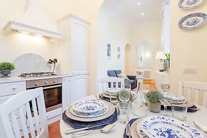 Casa Vera in Lucca With 2 Bedrooms and 2 Bathrooms