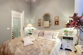 Casa Poggi in Lucca With 5 Bedrooms and 3 Bathrooms