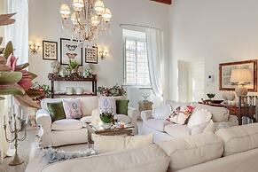 Casa Poggi in Lucca With 5 Bedrooms and 3 Bathrooms