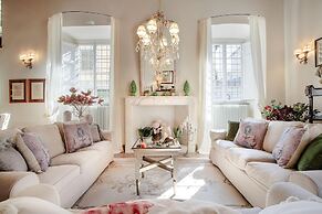 Casa Poggi in Lucca With 5 Bedrooms and 3 Bathrooms