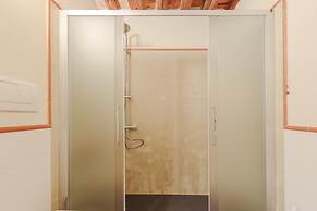 The 1400 s Apartment