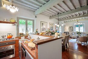 Villa D Amico in Lucca