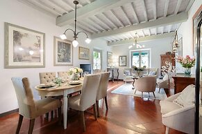 Villa D Amico in Lucca