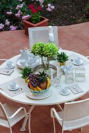 Villa Medicea in Orentano