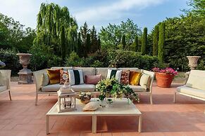 Villa Medicea in Orentano