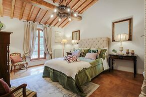 Villa Medicea in Orentano