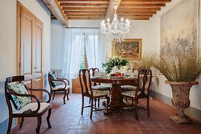 Villa Medicea in Orentano