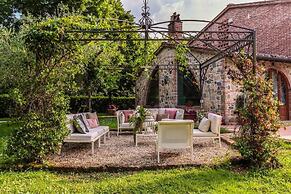 Villa Medicea in Orentano