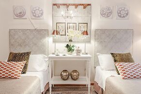 Casa Arias in Lucca With 2 Bedrooms and 1 Bathrooms