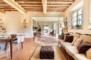 Villa Label in Camaiore