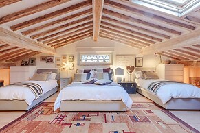 Villa Label in Camaiore