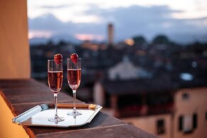 The Park View Apartment