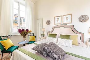 The Park View Apartment