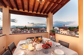 The Park View Apartment