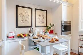 The Park View Apartment