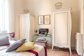 The Park View Apartment