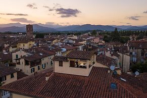 The Park View Apartment