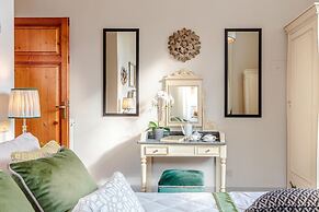 The Park View Apartment