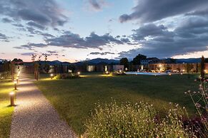 Villa Hugo in Lucca With 5 Bedrooms and 6 Bathrooms