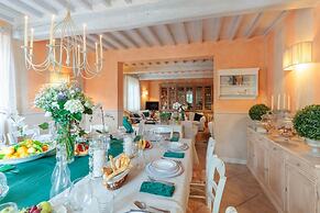 Casolare Dei Colli in Camaiore