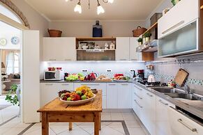 Villa Dana in Segromigno in Monte