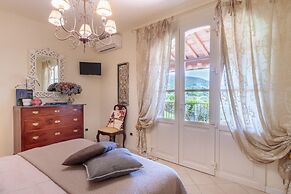 Villa Dana in Segromigno in Monte