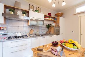 Villa Dana in Segromigno in Monte