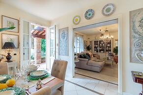 Villa Dana in Segromigno in Monte