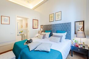 The Medieval Penthouse 5 Bedrooms