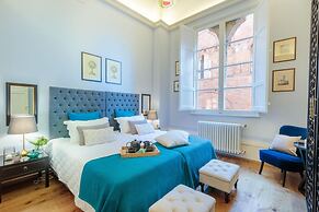 The Medieval Penthouse 5 Bedrooms