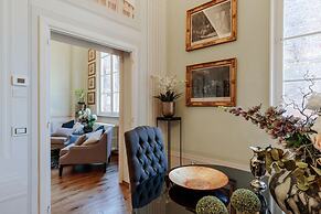 The Medieval Penthouse 5 Bedrooms