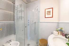 The Medieval Penthouse 5 Bedrooms