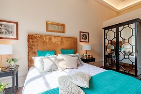 The Medieval Penthouse 5 Bedrooms