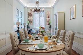 The Medieval Penthouse 5 Bedrooms