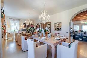 Villa Duemani - Pickleball Retreat