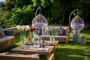 Villa Duemani - Pickleball Retreat