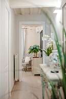 Casa Blanc in Lucca With 1 Bedrooms and 1 Bathrooms