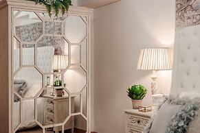 Casa Blanc in Lucca With 1 Bedrooms and 1 Bathrooms