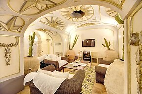 Palazzo Santa Croce in Positano