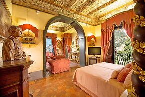 Palazzo Santa Croce in Positano