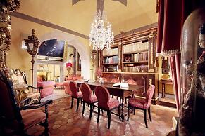 Palazzo Santa Croce in Positano