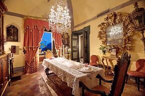 Palazzo Santa Croce in Positano