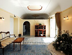 Villa Jasmine in Sant Agata sui Due Golfi