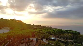 Villa Jasmine in Sant Agata sui Due Golfi