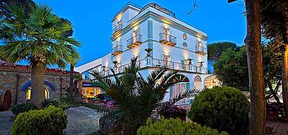 Villa Jasmine in Sant Agata sui Due Golfi