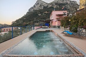 Villa The Phoenix in Nerano