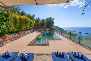 Villa The Phoenix in Nerano