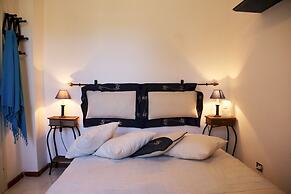 Villino Kenzia 4 Bedrooms Apartment in Stintino